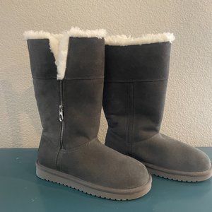 Koolaburra by UGG Ariel Tall Boots Size NWOT